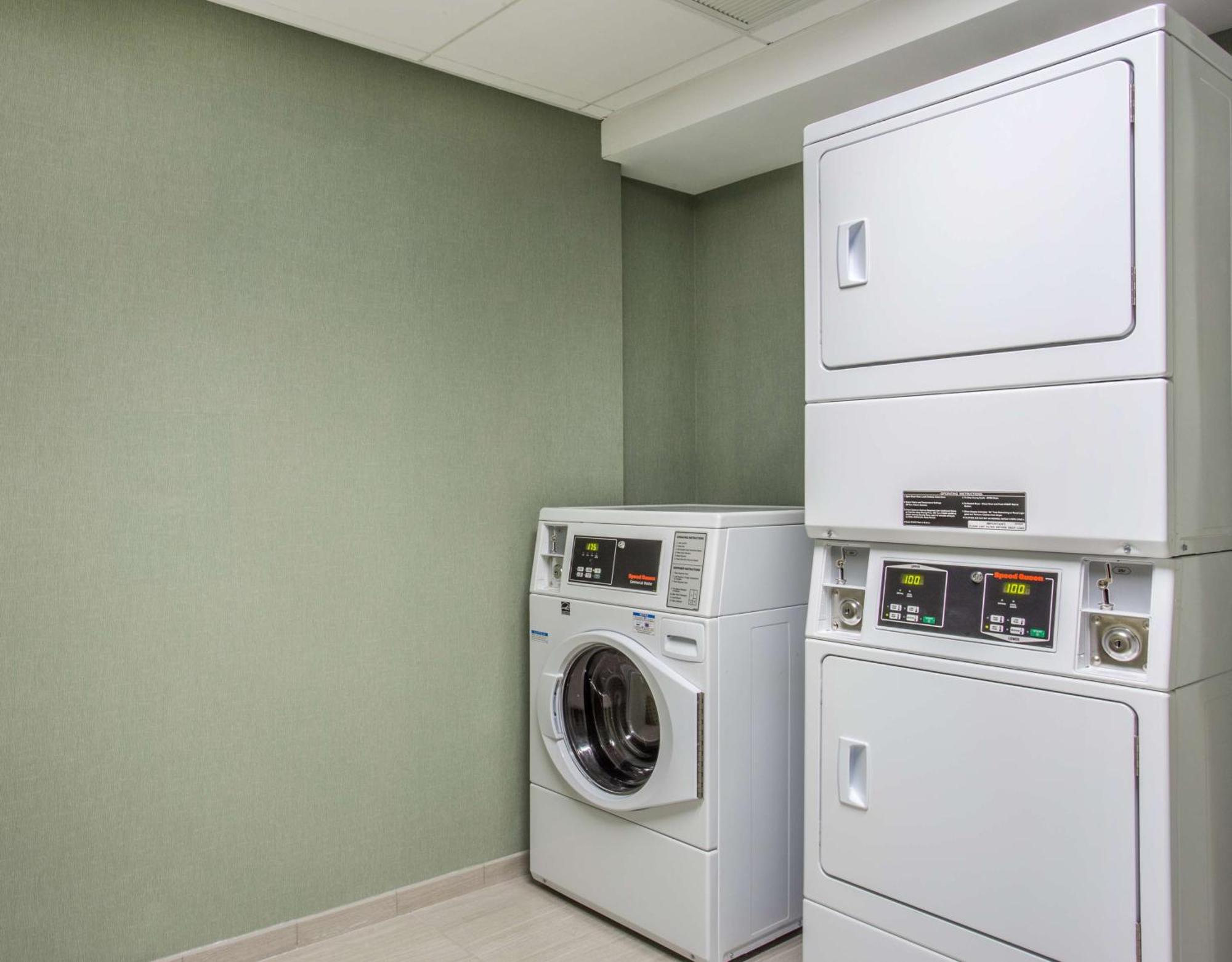 Hampton Inn & Suites Yonkers - Westchester Ngoại thất bức ảnh