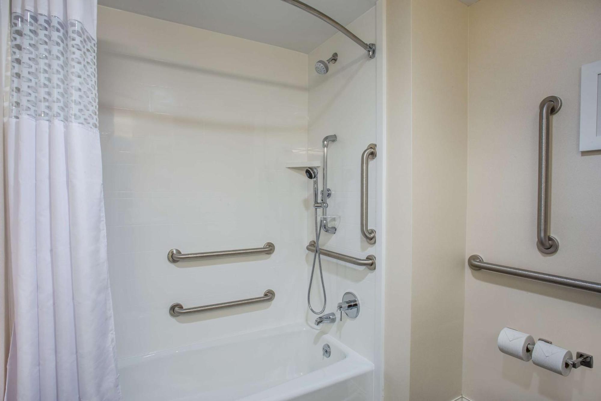 Hampton Inn & Suites Yonkers - Westchester Ngoại thất bức ảnh