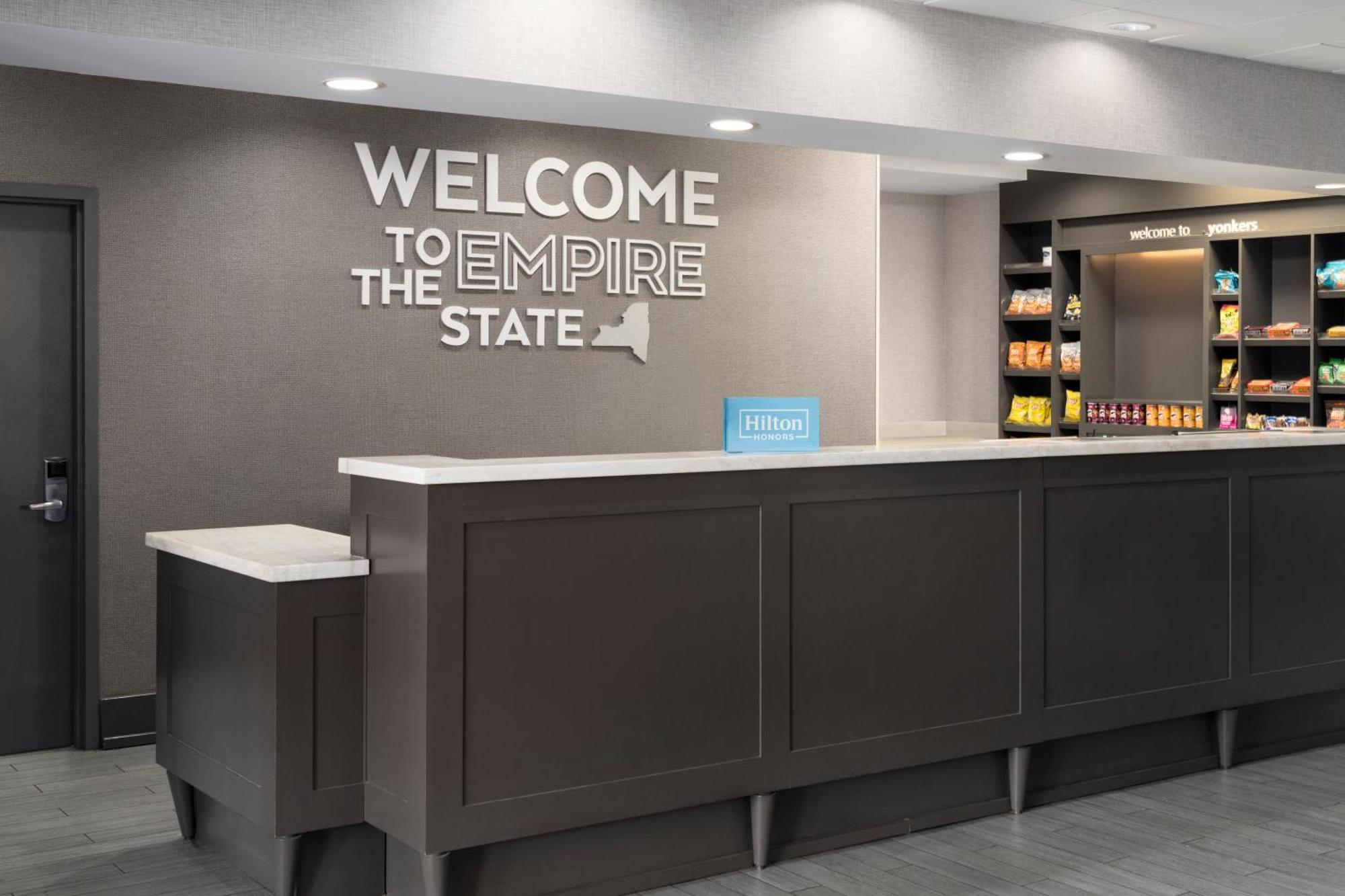 Hampton Inn & Suites Yonkers - Westchester Ngoại thất bức ảnh